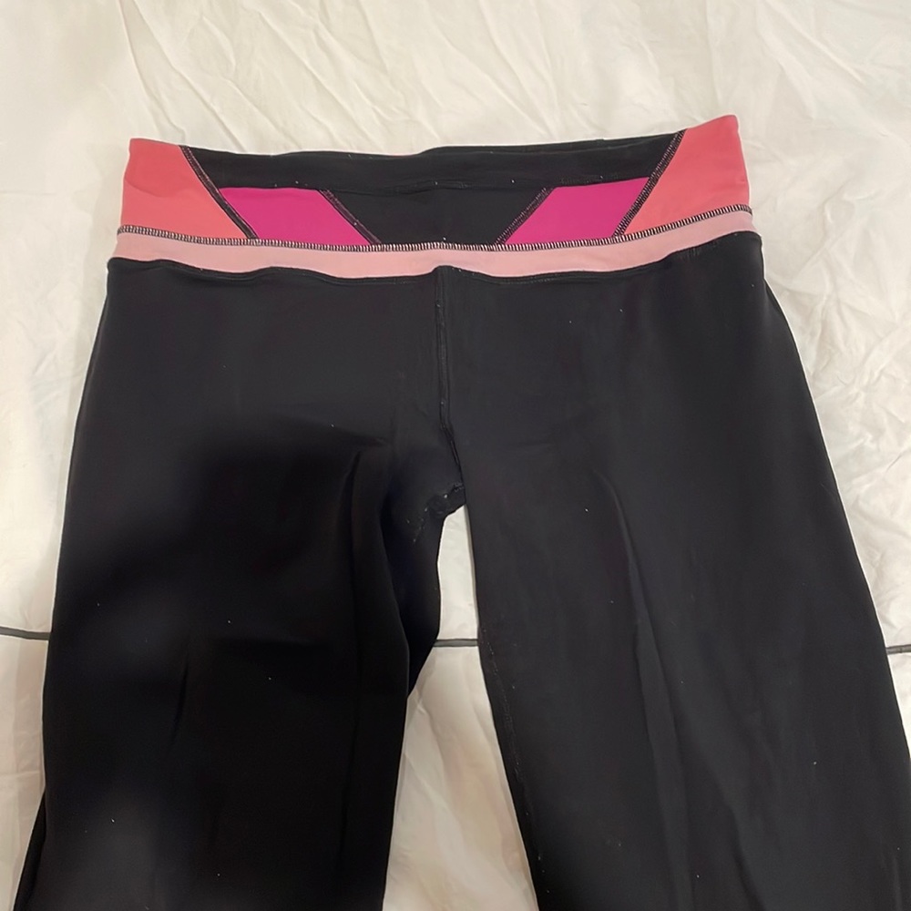 Lululemon yoga pants